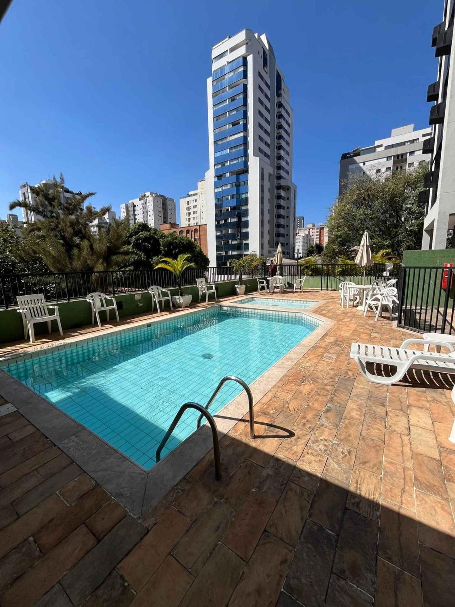 Lk Funcionarios 4 Apartment เบโลโอรีซอนชี ภายนอก รูปภาพ